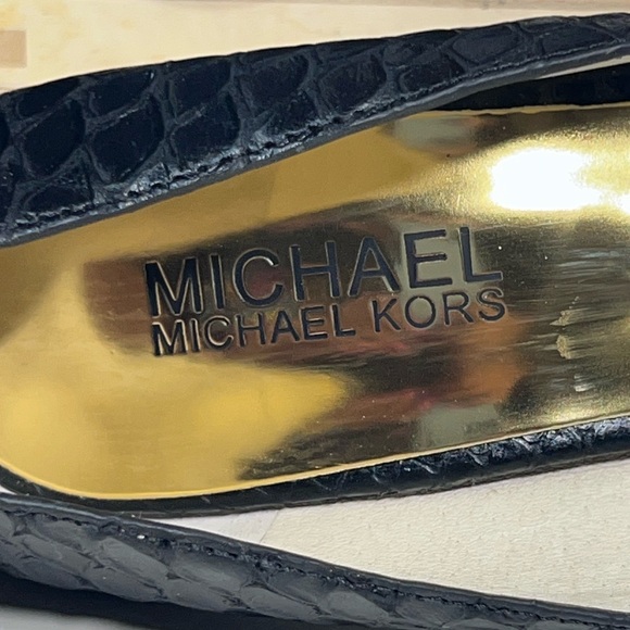 MICHAEL KORS LEATHER PALTFORMS - Picture 9 of 14
